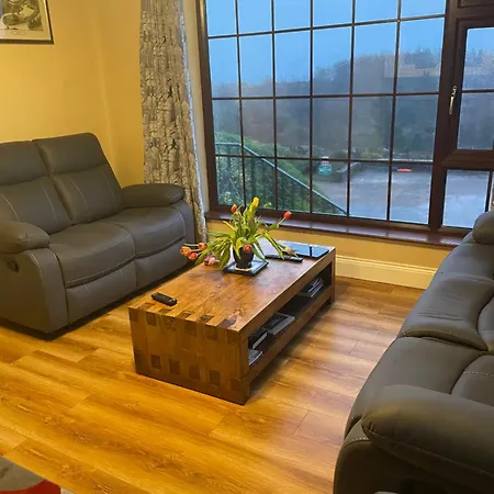 Hillside Haven Tahilla