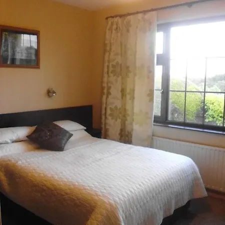 بيت للعطل Hillside Haven Tahilla