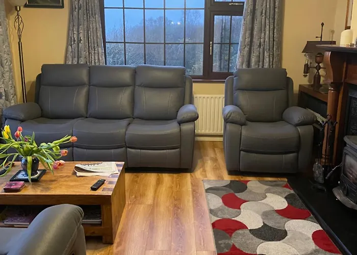 Hillside Haven * Tahilla